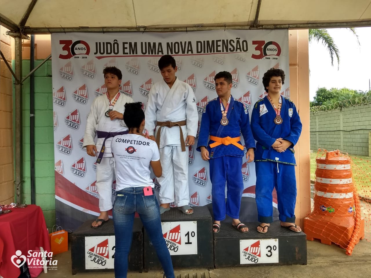 enses conquistam 19 medalhas em campeonato de luta livre no RJ