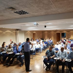 Prefeito, Vice e Diretor participam de lançamento de crédito para Infraestrutura e Saneamento no município na Superintendência da CEF Prefeito, Vice e Diretor participam de lançamento de crédito para Infraestrutura e Saneamento no município na Superintendência da CEF