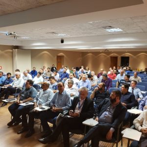 Prefeito, Vice e Diretor participam de lançamento de crédito para Infraestrutura e Saneamento no município na Superintendência da CEF Prefeito, Vice e Diretor participam de lançamento de crédito para Infraestrutura e Saneamento no município na Superintendência da CEF