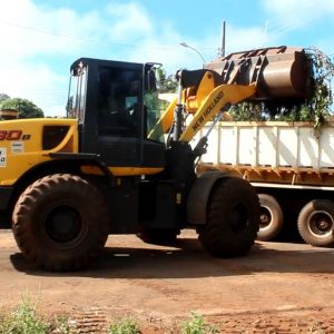 Prefeitura de Santa Vitória inicia Mutirão Contra a Dengue (8) Prefeitura de Santa Vitória inicia Mutirão Contra a Dengue (8)