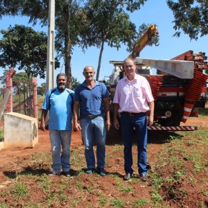 Prefeitura de Santa Vitória realiza obra de iluminação no estádio municipal do Flamengo do Corguinho (Carvoeira BDA) Prefeitura de Santa Vitória realiza obra de iluminação no estádio municipal do Flamengo do Corguinho (Carvoeira BDA)