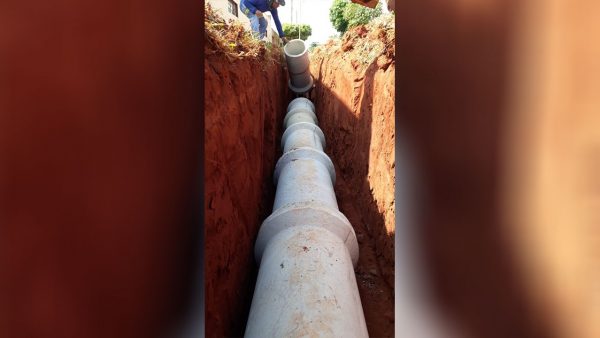 Prefeitura-está-implantando-rede-pluvial-em-vários-pontos-da-cidade-home