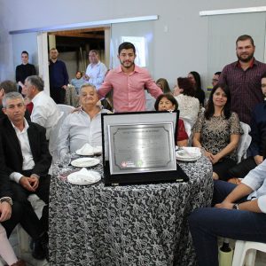 Gratidão e reconhecimento marcam homenagem aos ex-prefeitos de Santa Vitória (102) Gratidão e reconhecimento marcam homenagem aos ex-prefeitos de Santa Vitória (102)
