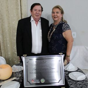 Gratidão e reconhecimento marcam homenagem aos ex-prefeitos de Santa Vitória (103) Gratidão e reconhecimento marcam homenagem aos ex-prefeitos de Santa Vitória (103)