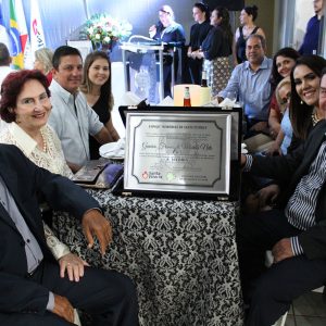 Gratidão e reconhecimento marcam homenagem aos ex-prefeitos de Santa Vitória (106) Gratidão e reconhecimento marcam homenagem aos ex-prefeitos de Santa Vitória (106)
