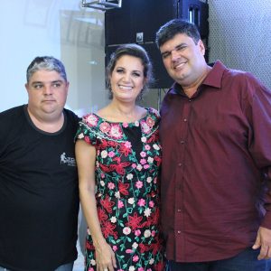 Gratidão e reconhecimento marcam homenagem aos ex-prefeitos de Santa Vitória (20) Gratidão e reconhecimento marcam homenagem aos ex-prefeitos de Santa Vitória (20)