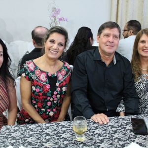 Gratidão e reconhecimento marcam homenagem aos ex-prefeitos de Santa Vitória (24) Gratidão e reconhecimento marcam homenagem aos ex-prefeitos de Santa Vitória (24)