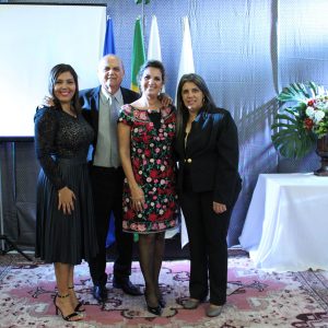 Gratidão e reconhecimento marcam homenagem aos ex-prefeitos de Santa Vitória (25) Gratidão e reconhecimento marcam homenagem aos ex-prefeitos de Santa Vitória (25)