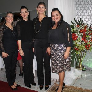 Gratidão e reconhecimento marcam homenagem aos ex-prefeitos de Santa Vitória (29) Gratidão e reconhecimento marcam homenagem aos ex-prefeitos de Santa Vitória (29)