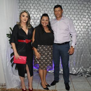 Gratidão e reconhecimento marcam homenagem aos ex-prefeitos de Santa Vitória (31) Gratidão e reconhecimento marcam homenagem aos ex-prefeitos de Santa Vitória (31)