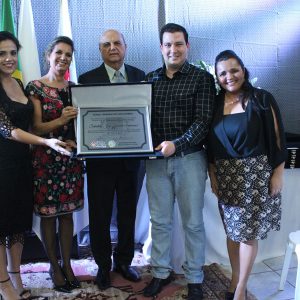 Gratidão e reconhecimento marcam homenagem aos ex-prefeitos de Santa Vitória (59) Gratidão e reconhecimento marcam homenagem aos ex-prefeitos de Santa Vitória (59)