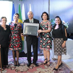 Gratidão e reconhecimento marcam homenagem aos ex-prefeitos de Santa Vitória (61) Gratidão e reconhecimento marcam homenagem aos ex-prefeitos de Santa Vitória (61)