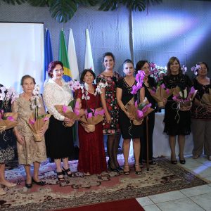Gratidão e reconhecimento marcam homenagem aos ex-prefeitos de Santa Vitória (70) Gratidão e reconhecimento marcam homenagem aos ex-prefeitos de Santa Vitória (70)