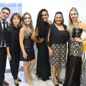 Gratidão e reconhecimento marcam homenagem aos ex-prefeitos de Santa Vitória (72) Gratidão e reconhecimento marcam homenagem aos ex-prefeitos de Santa Vitória (72)