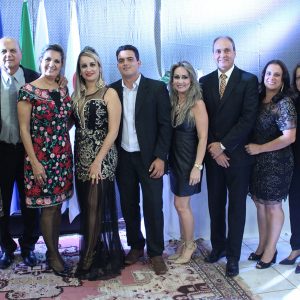 Gratidão e reconhecimento marcam homenagem aos ex-prefeitos de Santa Vitória (73) Gratidão e reconhecimento marcam homenagem aos ex-prefeitos de Santa Vitória (73)