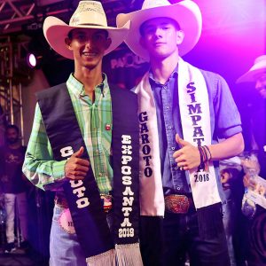 Prefeito Salim Curi prestigia o Concurso Garoto e Garota Exposanta 2019 (29)