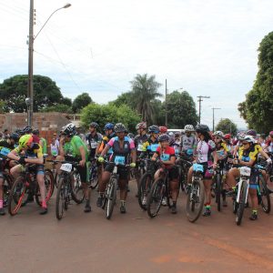 Prefeitura apoia 2ª Circuito Cross Country beneficente em Santa Vitória (6) Prefeitura apoia 2ª Circuito Cross Country beneficente em Santa Vitória (6)