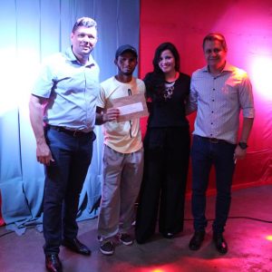 Prefeitura promove grande festa do trabalhador na Praça (101)