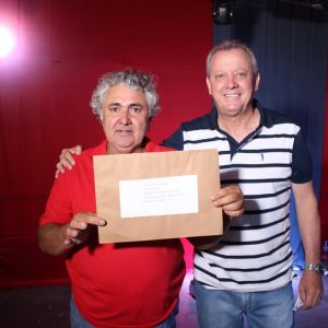 Prefeitura promove grande festa do trabalhador na Praça (105)