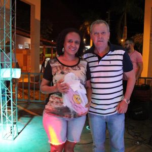 Prefeitura promove grande festa do trabalhador na Praça (110)