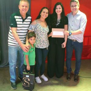 Prefeitura promove grande festa do trabalhador na Praça (112)