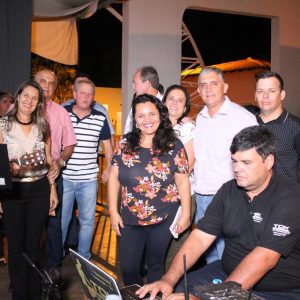 Prefeitura promove grande festa do trabalhador na Praça (30)