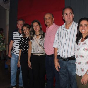 Prefeitura promove grande festa do trabalhador na Praça (45)