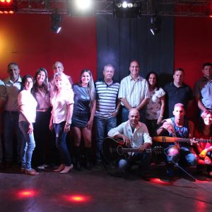 Prefeitura promove grande festa do trabalhador na Praça (52)