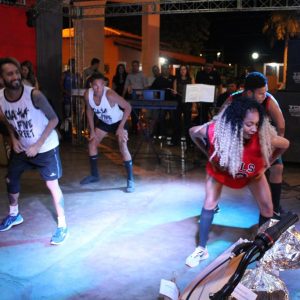 Prefeitura promove grande festa do trabalhador na Praça (56)