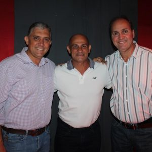 Prefeitura promove grande festa do trabalhador na Praça (66)