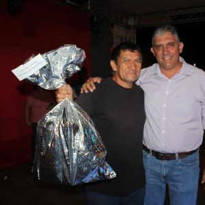 Prefeitura promove grande festa do trabalhador na Praça (72)