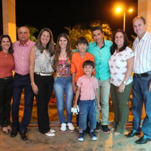 Prefeitura promove grande festa do trabalhador na Praça (79)