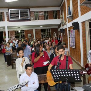 Santa Missa em Ação de Graças celebra os 71 anos de Santa Vitória (12) Santa Missa em Ação de Graças celebra os 71 anos de Santa Vitória (12)