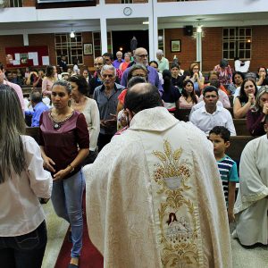 Santa Missa em Ação de Graças celebra os 71 anos de Santa Vitória (26) Santa Missa em Ação de Graças celebra os 71 anos de Santa Vitória (26)