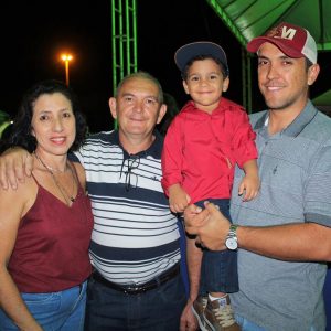 Diego e Victor Hugo fizeram show de encerramento da 39ª Exposanta (33) Diego e Victor Hugo fizeram show de encerramento da 39ª Exposanta (33)