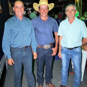 Diego e Victor Hugo fizeram show de encerramento da 39ª Exposanta (35) Diego e Victor Hugo fizeram show de encerramento da 39ª Exposanta (35)