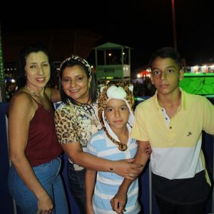 Diego e Victor Hugo fizeram show de encerramento da 39ª Exposanta (41) Diego e Victor Hugo fizeram show de encerramento da 39ª Exposanta (41)