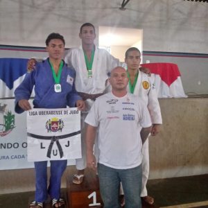 Judocas de Santa Vitória conquistam 19 medalhas na 12ª Cola de Judô de Planura 5