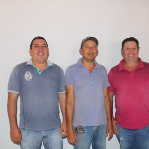 Prefeito e Equipe entregam as chaves da casa da D. Maria Viana e anunciam a construção de mais cinco casas do Projeto Social (33)