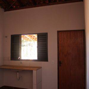 Prefeito e Equipe entregam as chaves da casa da D. Maria Viana e anunciam a construção de mais cinco casas do Projeto Social (37)