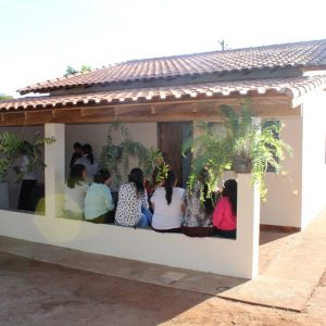 Prefeito e Equipe entregam as chaves da casa da D. Maria Viana e anunciam a construção de mais cinco casas do Projeto Social (54)