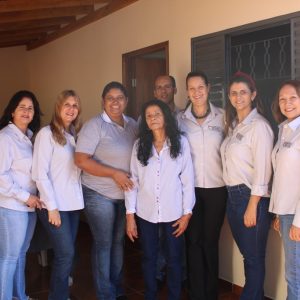 Prefeito e Equipe entregam as chaves da casa da D. Maria Viana e anunciam a construção de mais cinco casas do Projeto Social (56)