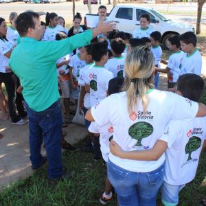 Prefeitura comemora o Dia Mundial de Meio Ambiente com ações envolvendo os alunos do Projeto Aprendendo a Crescer (15)