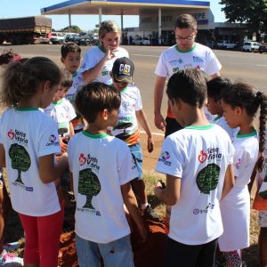 Prefeitura comemora o Dia Mundial de Meio Ambiente com ações envolvendo os alunos do Projeto Aprendendo a Crescer (20)
