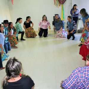 Secretaria Municipal de Educação e Cultura realiza Festa Junina no dia de São João (16) Secretaria Municipal de Educação e Cultura realiza Festa Junina no dia de São João (16)