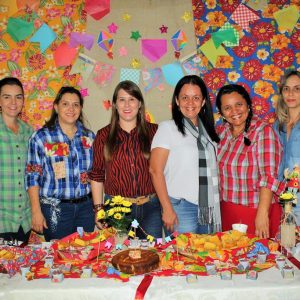 Secretaria Municipal de Educação e Cultura realiza Festa Junina no dia de São João (22) Secretaria Municipal de Educação e Cultura realiza Festa Junina no dia de São João (22)