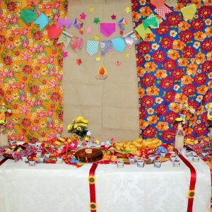 Secretaria Municipal de Educação e Cultura realiza Festa Junina no dia de São João (23) Secretaria Municipal de Educação e Cultura realiza Festa Junina no dia de São João (23)