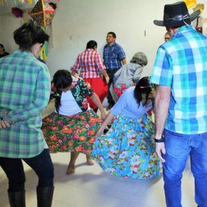 Secretaria Municipal de Educação e Cultura realiza Festa Junina no dia de São João (9) Secretaria Municipal de Educação e Cultura realiza Festa Junina no dia de São João (9)