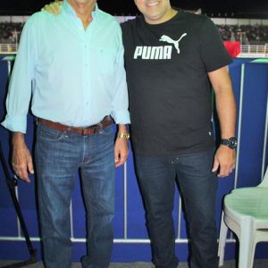 Show da dupla sertaneja Zezé Di Camargo e Luciano mais uma leva multidão ao Parque de Exposições “Salustiano Morais” (28) Show da dupla sertaneja Zezé Di Camargo e Luciano mais uma leva multidão ao Parque de Exposições “Salustiano Morais” (28)