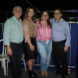 Show da dupla sertaneja Zezé Di Camargo e Luciano mais uma leva multidão ao Parque de Exposições “Salustiano Morais” (40) Show da dupla sertaneja Zezé Di Camargo e Luciano mais uma leva multidão ao Parque de Exposições “Salustiano Morais” (40)